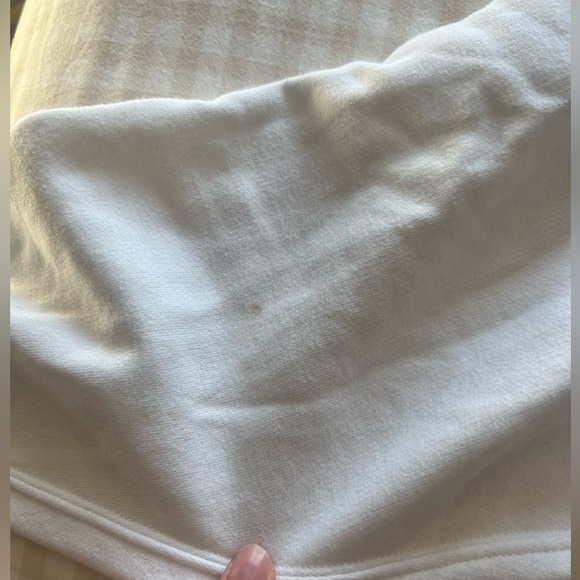 abercrombie white cropped sweatshirt - Picture 3 of 4